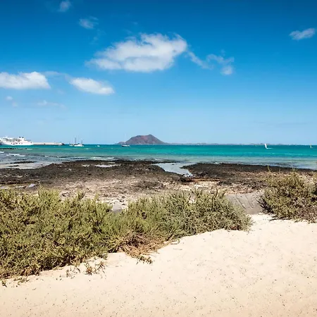 Home2book Poolside & Terrace Retreat, Corralejo * La Oliva