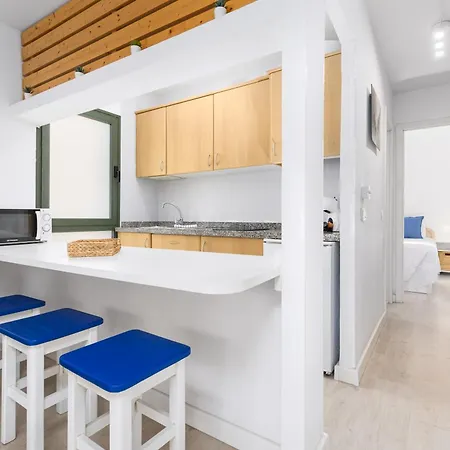 Home2book Cozy With Pool & Gym, Corralejo Apartment *
